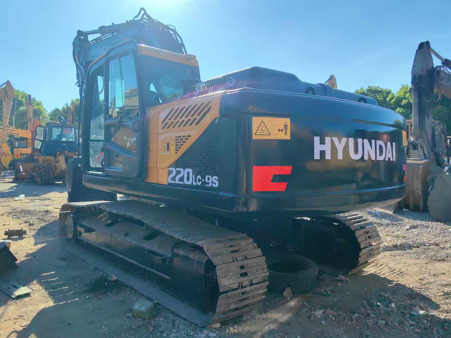 Used Hyundai 220 for sale 2