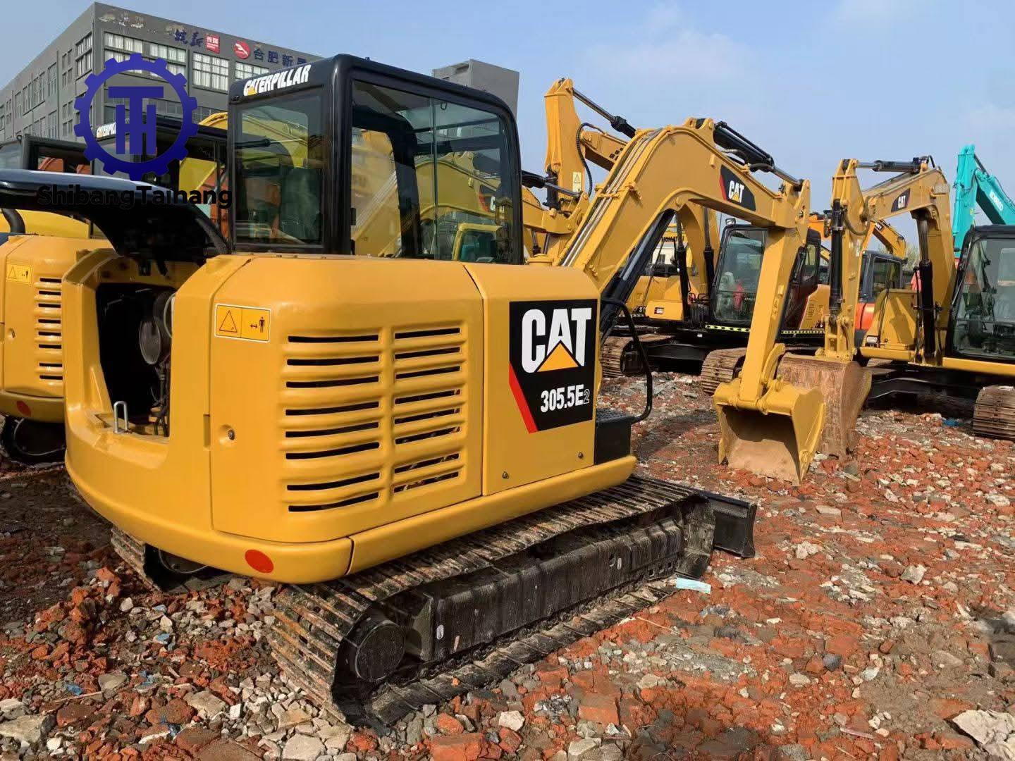Excavadora Caterpillar 305.5 Usada en Venta
