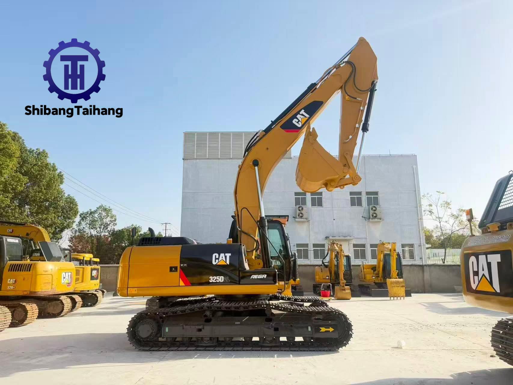 Caterpillar 325D d'occasion à vendre 