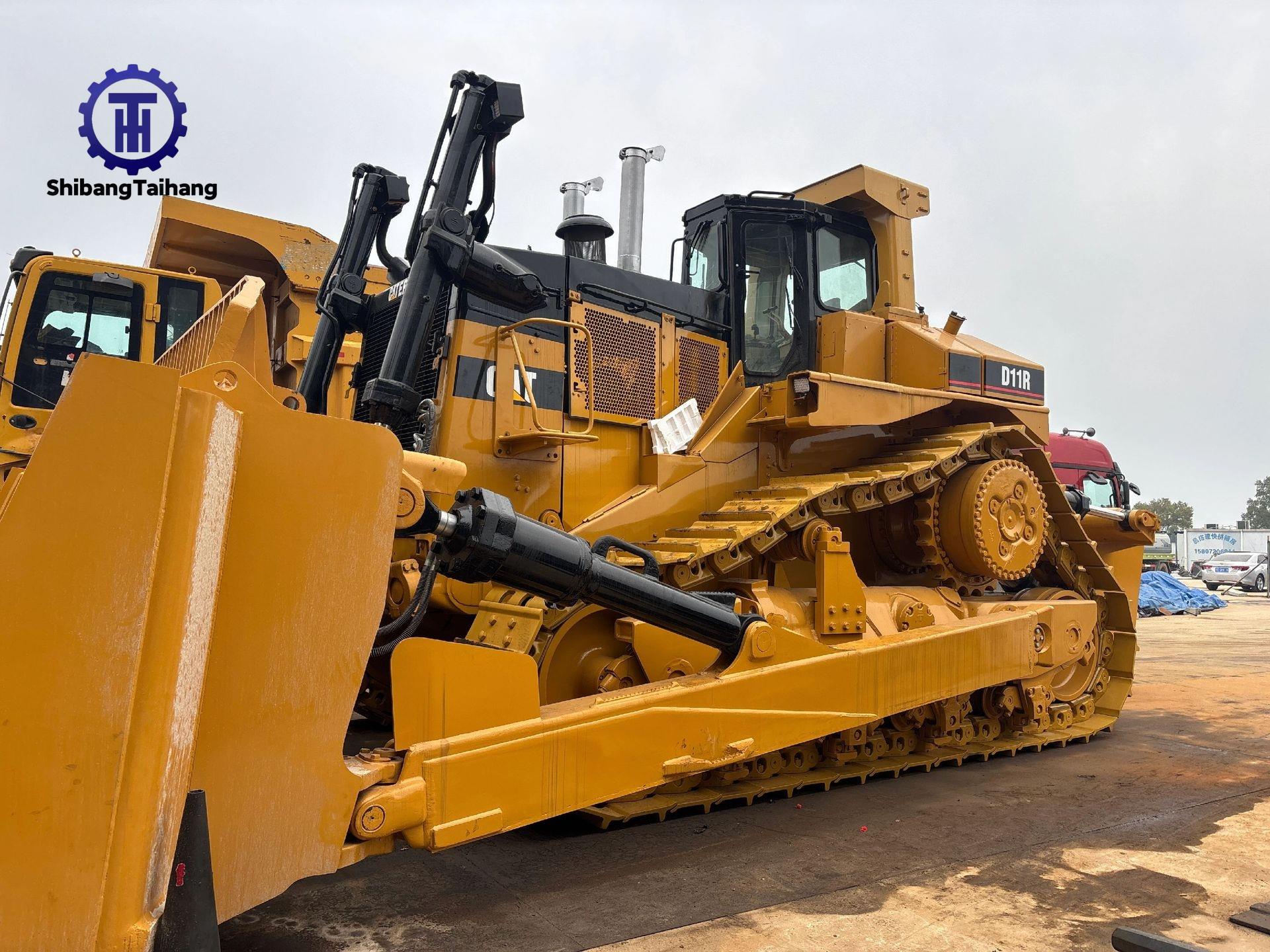 Бульдозер б/у Caterpillar D11 в продаже