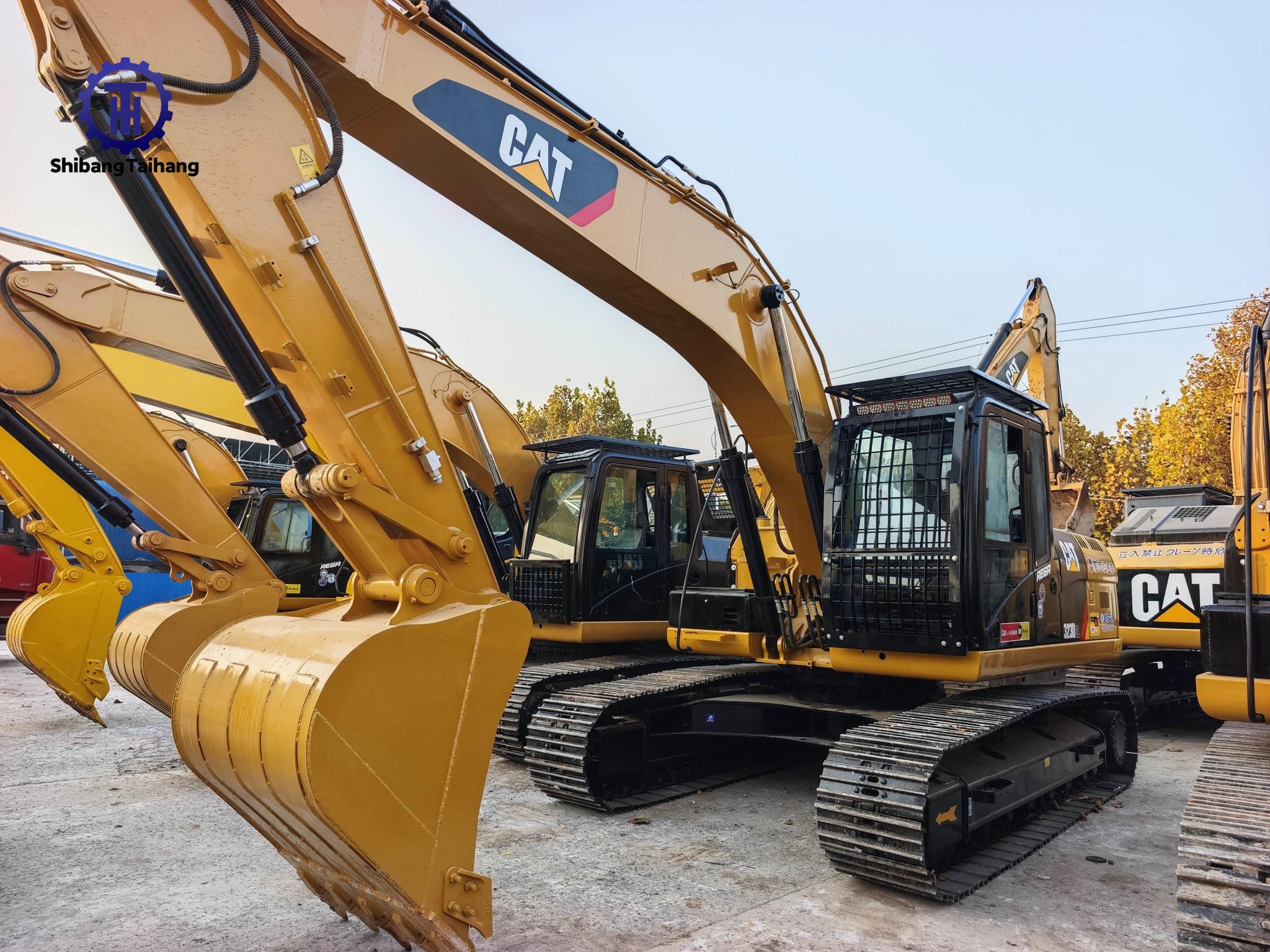 Excavadora Caterpillar 323 Usada en Venta
