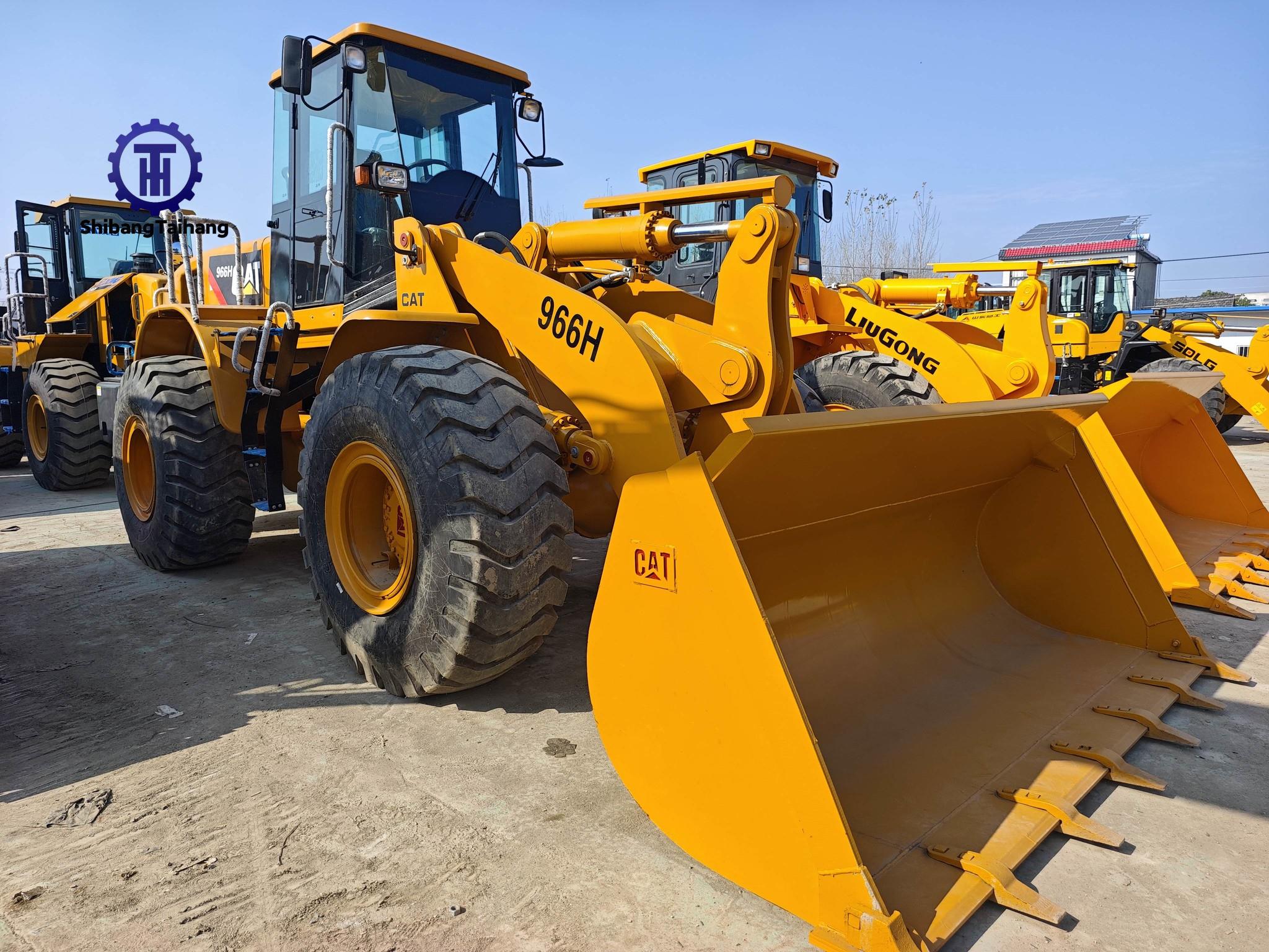 Продается Caterpillar 966 б/у
