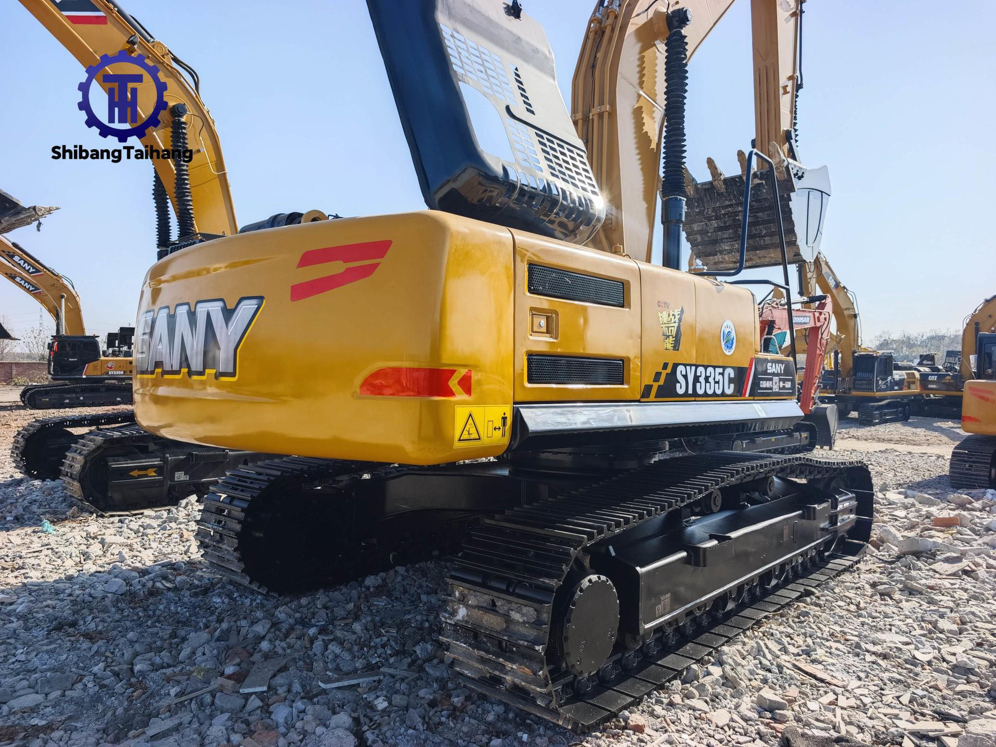 Продается б/у SANY 335.