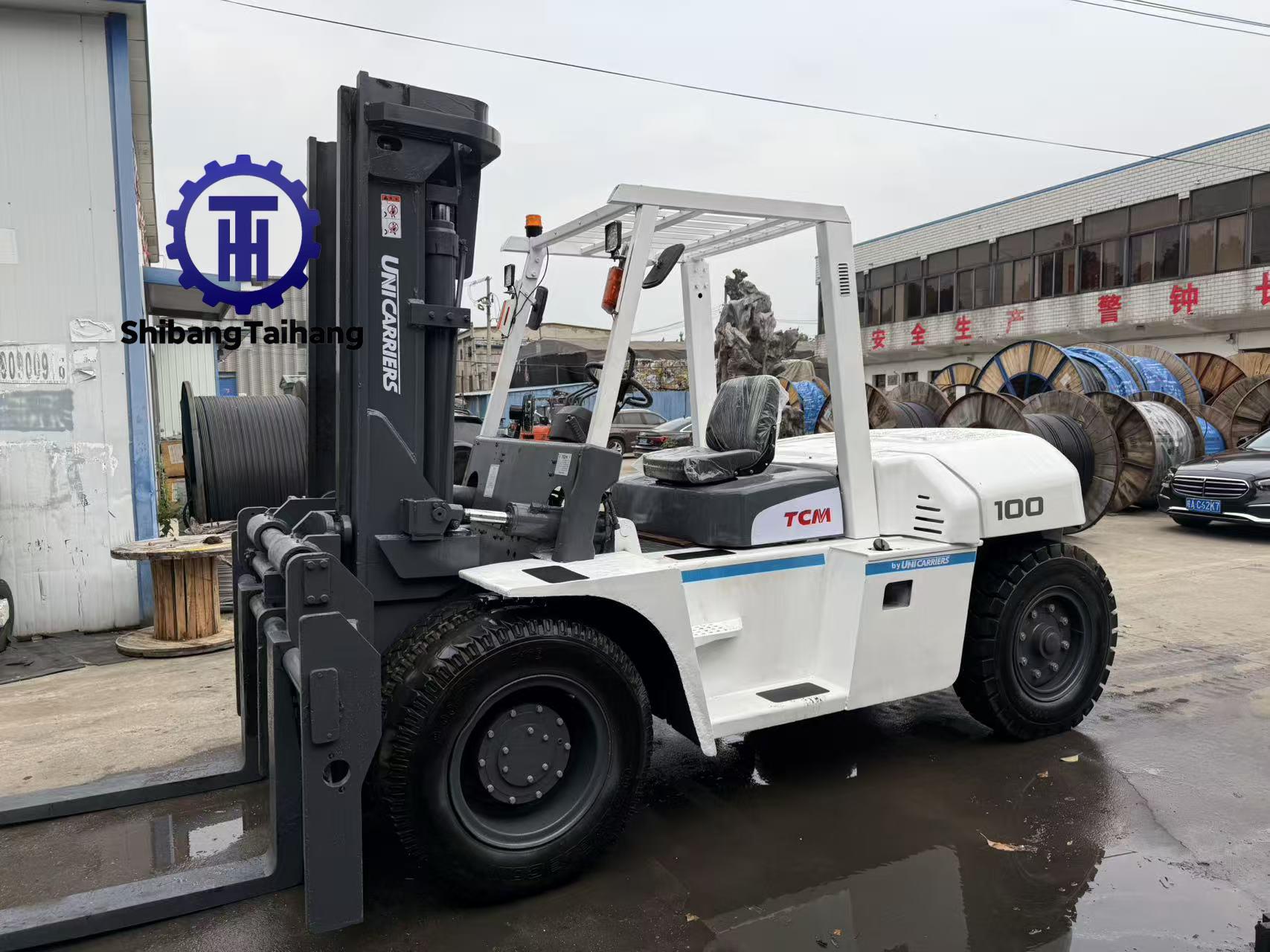 Used TCM 10-ton forklift