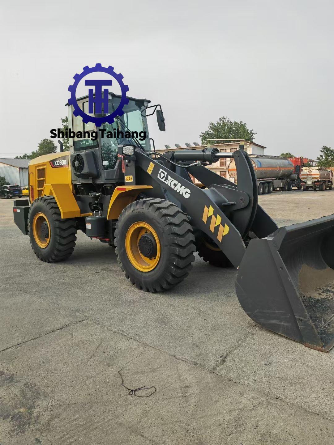 Chargeuse sur pneus XCMG 936 d'occasion