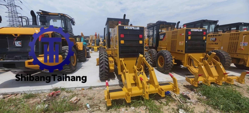 Niveleuse Caterpillar 140M d’occasion