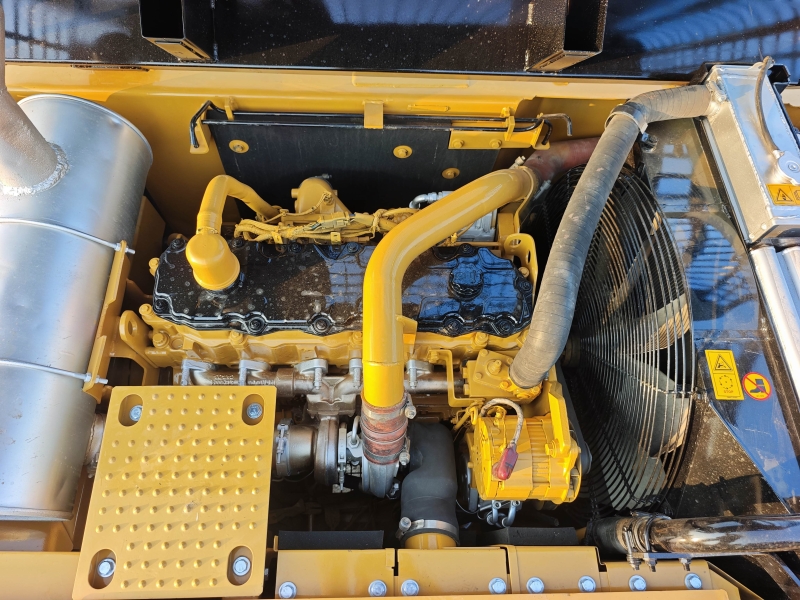 للبيع كاتربيلر 324 مستعمل