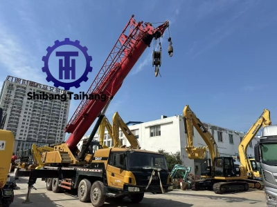 Grue Sany d'occasion de 50 tonnes