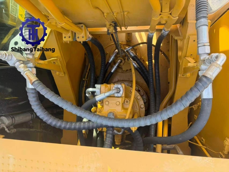 Caterpillar 325D d'occasion à vendre 