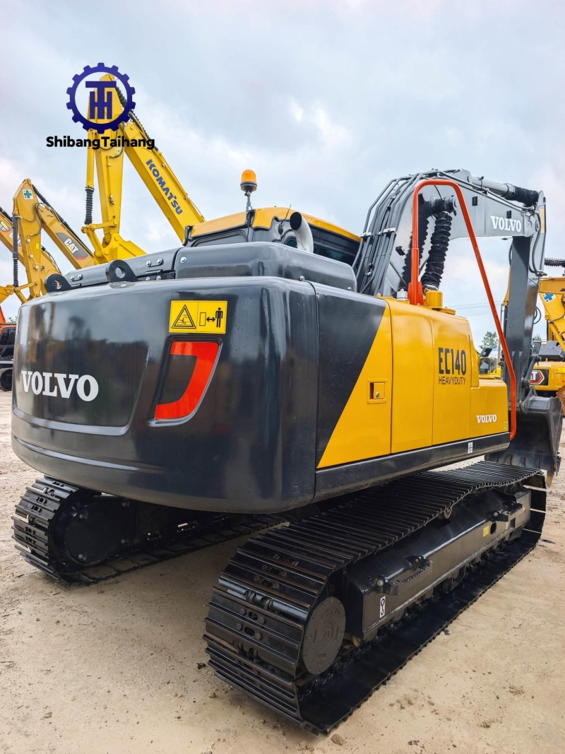 للبيع حفار فولفو EC140 مستعمل