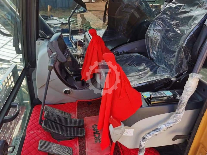 Used XCMG 370 for Sale