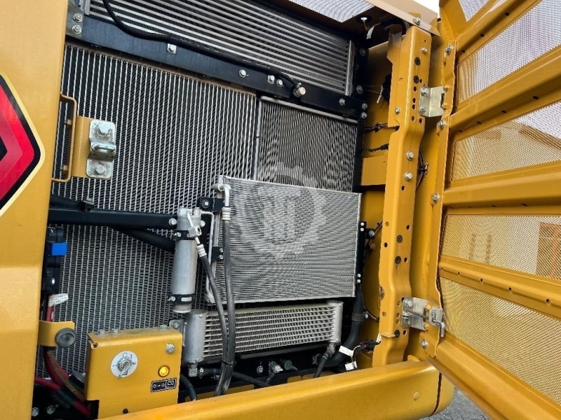 Used Caterpillar 326GC for sale