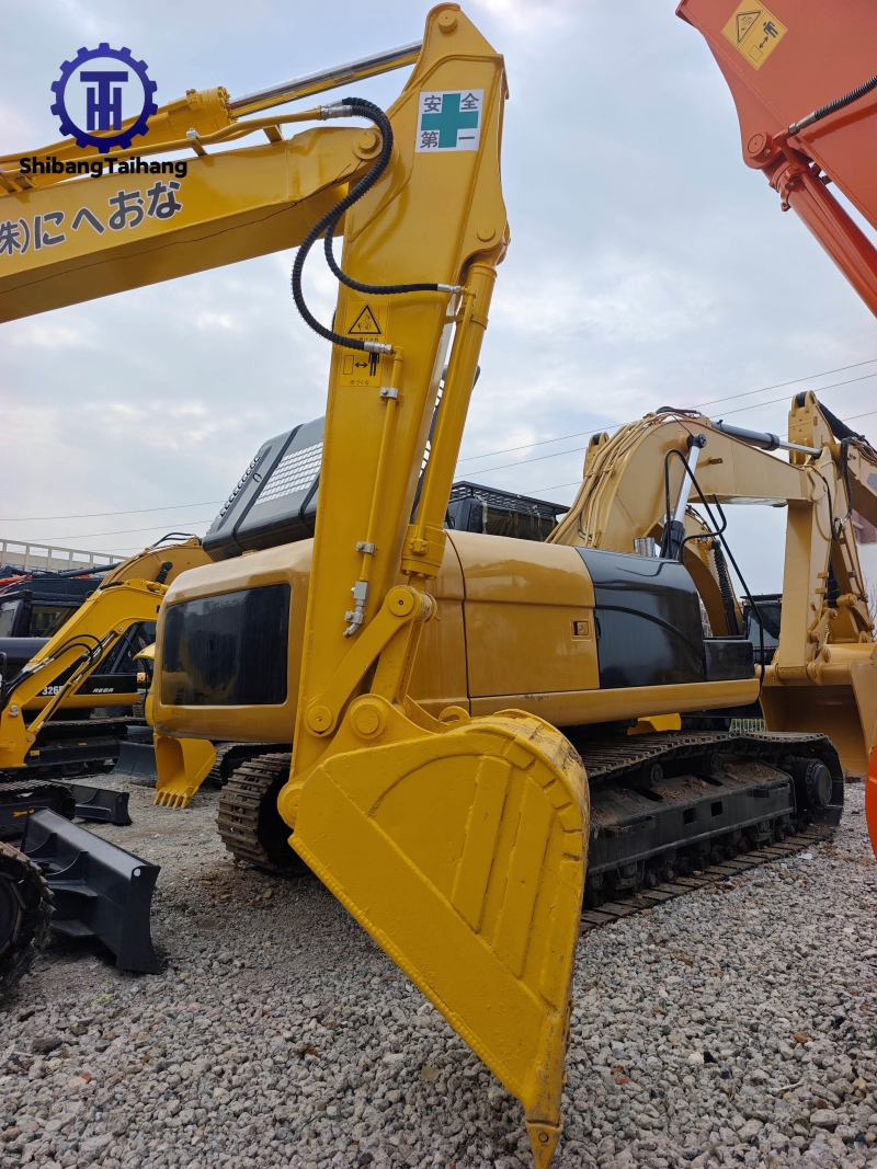 Komatsu PC120 d'occasion à vendre 