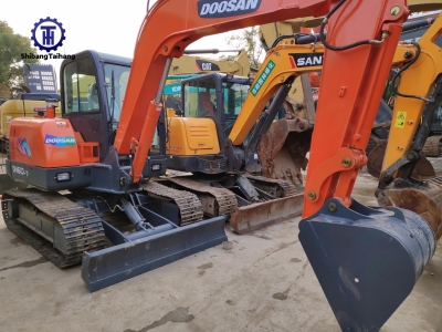 Doosan DH60 d'occasion à vendre