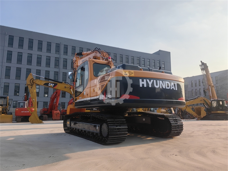 Used Hyundai 220 for Sale
