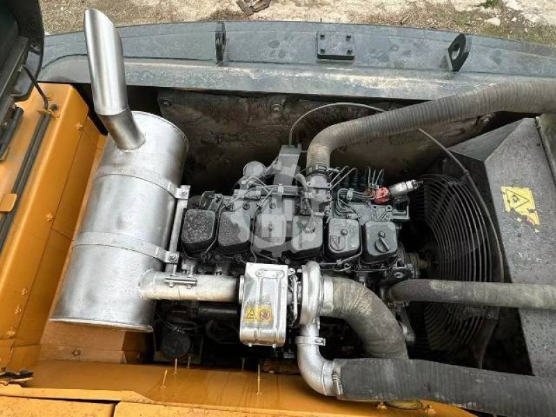 Used Hyundai R220 for sale