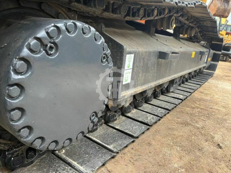 Used Komatsu PC220 for sale 3