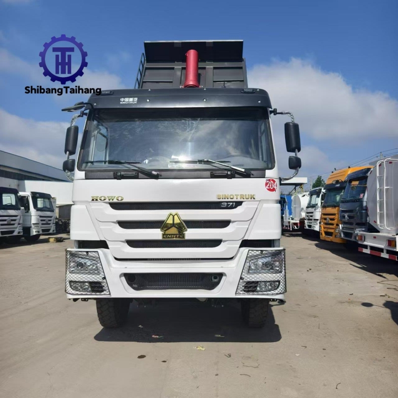 Б/у 6x4 самосвал HOVO в продаже