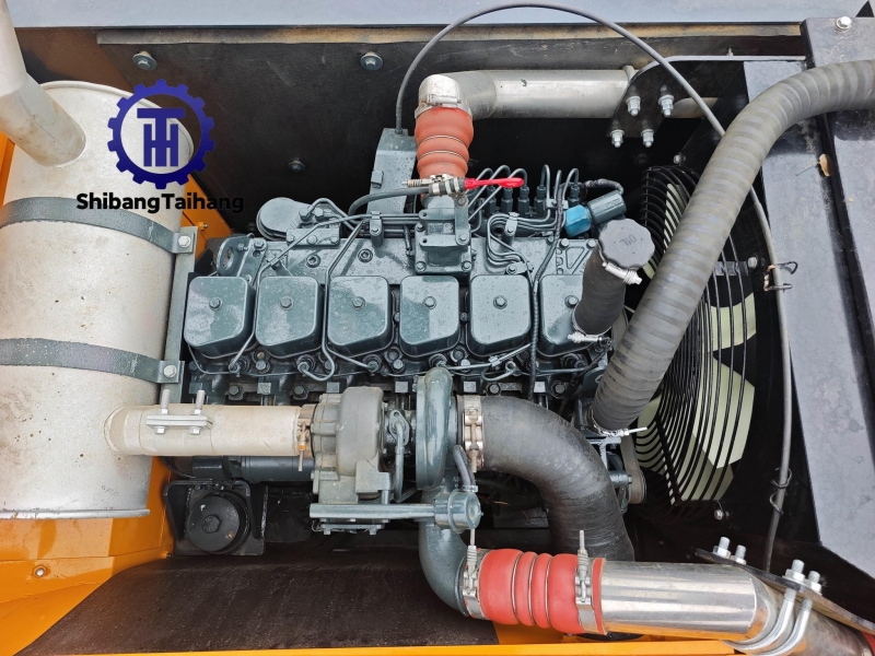 Продается б/у Hyundai 220 .