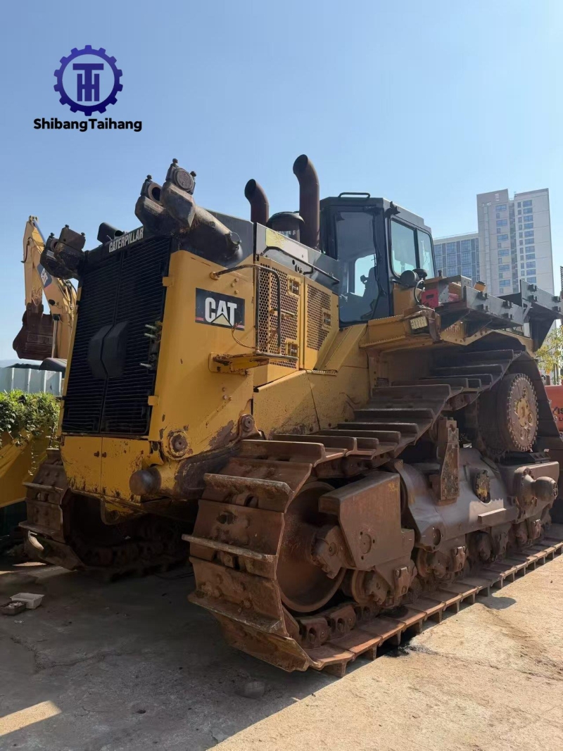 Bulldozer Caterpillar D11 de segunda mano en venta
