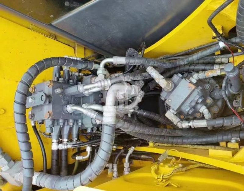 Used Komatsu PC70 for sale 3