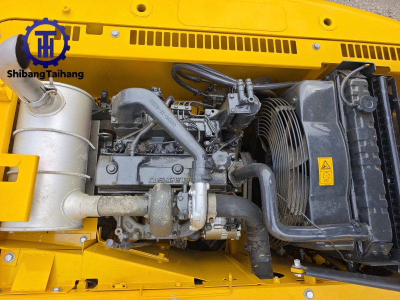 Продается б/у Komatsu 120