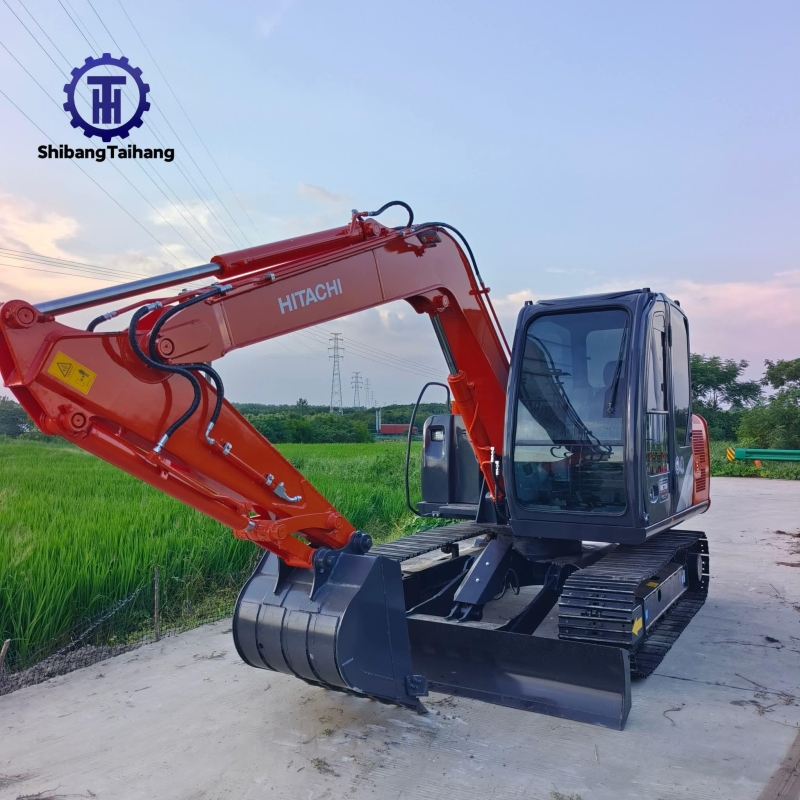 Продается б/у HItachi ZX70.