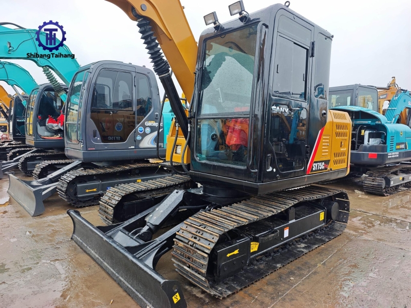 Excavadora SANY 75 Usada en venta 2