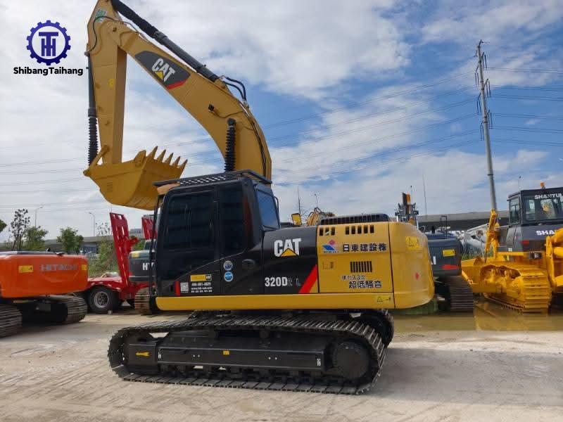 Excavadora Caterpillar 320 de Segunda Mano en Venta
