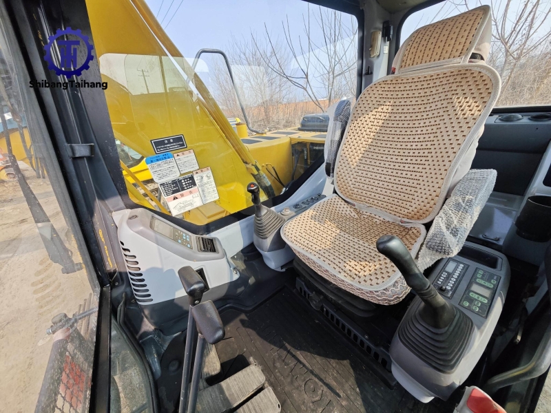 Продается б/у Komatsu 110