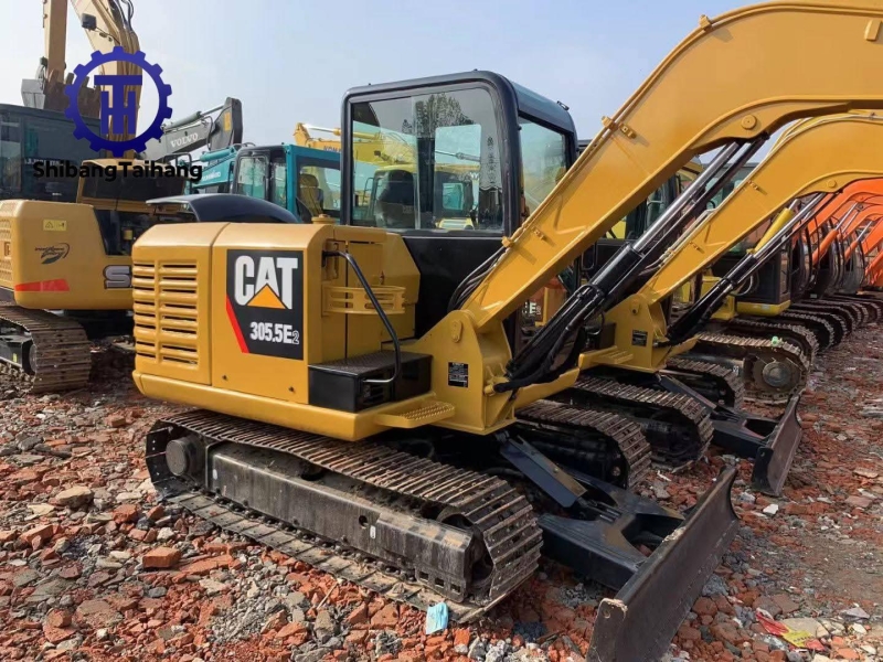 Excavadora Caterpillar 305.5 Usada en Venta