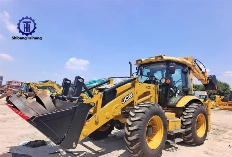 حفار خلفي JCB 4CX مستعمل للبيع