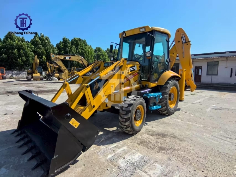 Used JCB 3CX backhoe loader for sale
