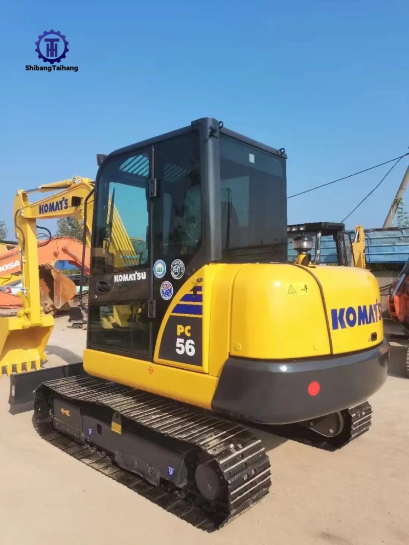 Продается б/у Komatsu 56