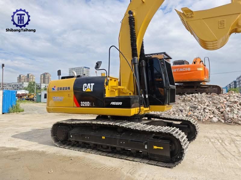 Excavadora Caterpillar 320 de Segunda Mano en Venta