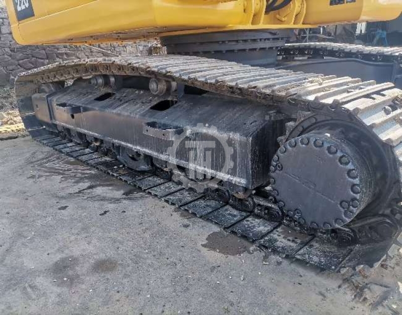 Used Komatsu PC220 for sale 4