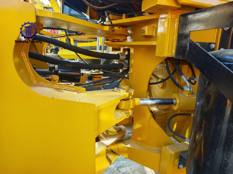 Продается Caterpillar 966 б/у