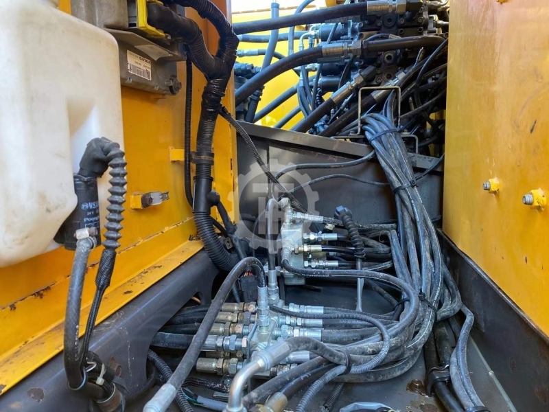 Used Volvo EC200D for sale