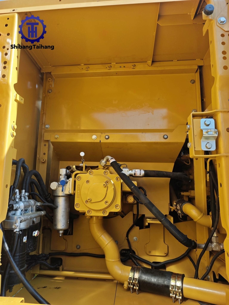 Caterpillar 320GC d'occasion à vendre 