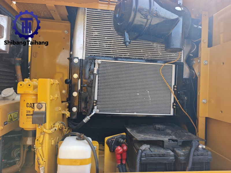 Продается б/у Caterpillar 315.