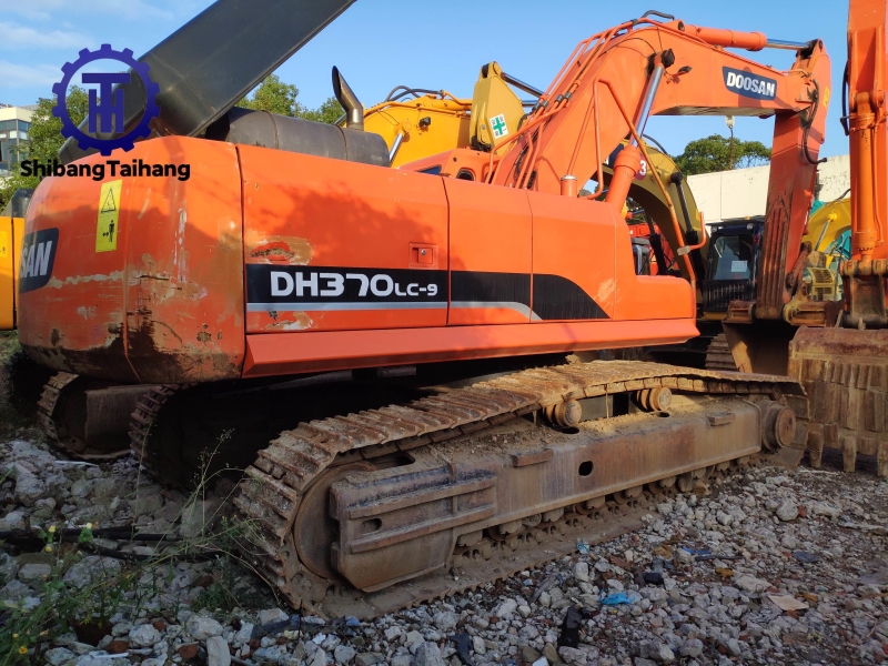 Doosan DH370 d'occasion à vendre