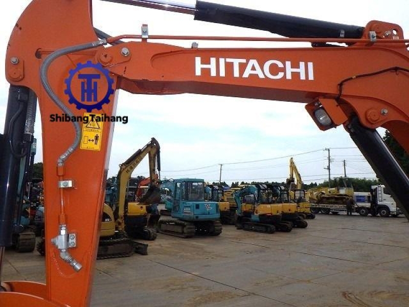 للبيع حفار هيتاشي ZX40 مستعمل