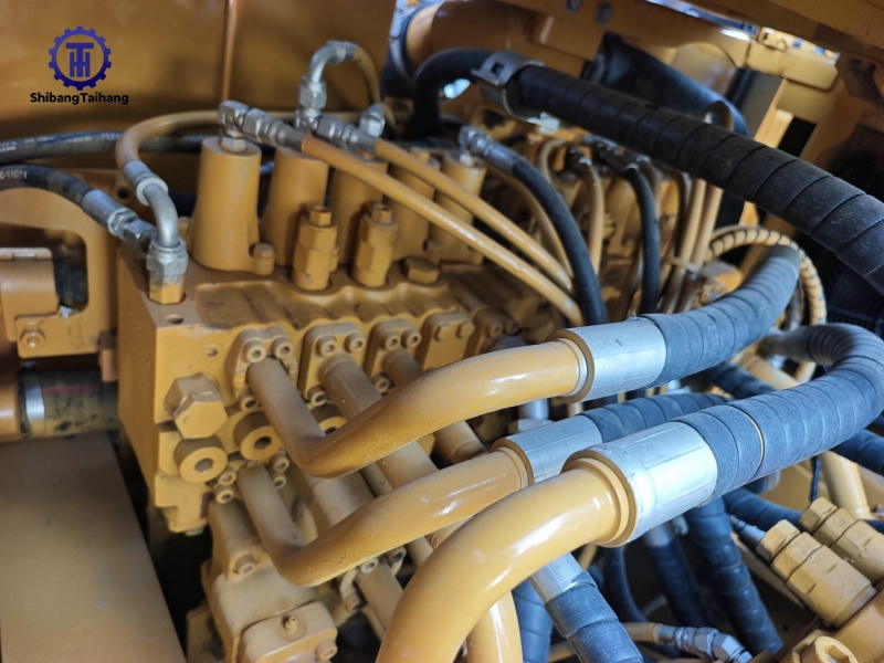 Excavadora Caterpillar 326D Usada en venta