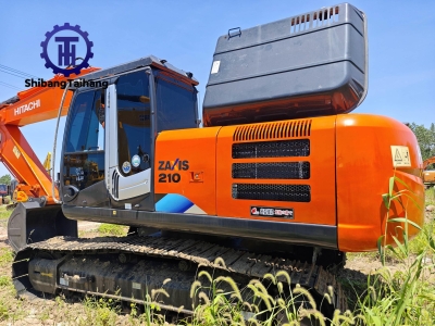 2للبيع حفار هيتاشي ZX210 مستعمل