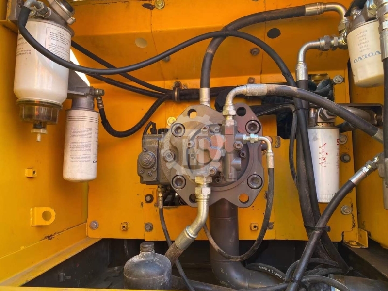 Used Volvo EC200D for sale