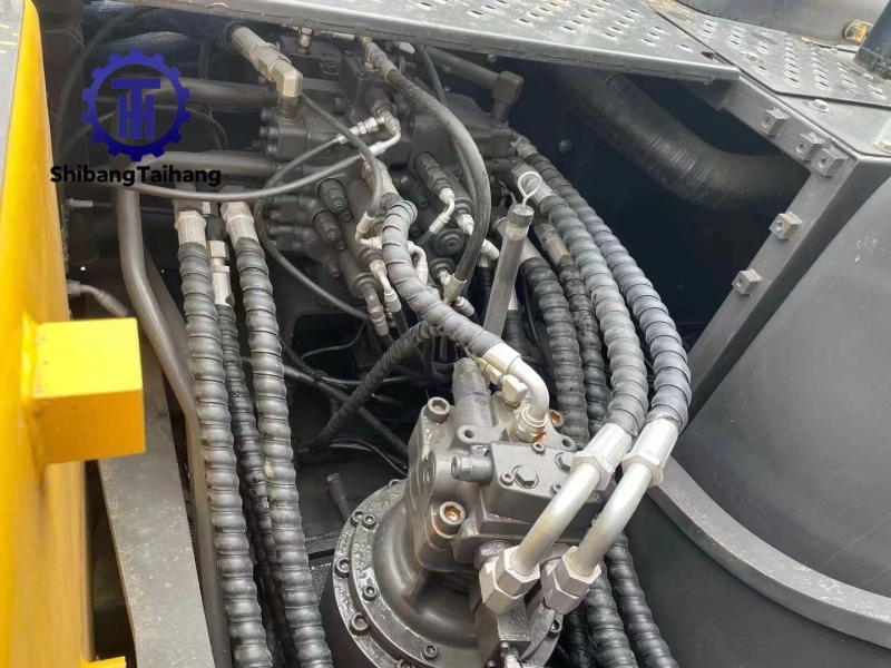 Excavadora Volvo EC210 usada en venta 