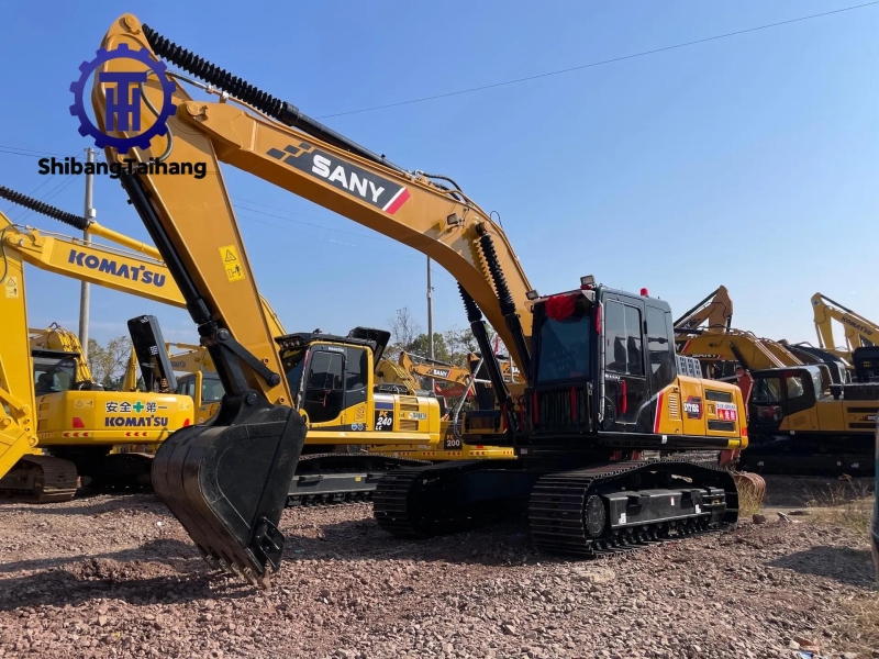 Excavadora SANY 215 de segunda mano en venta