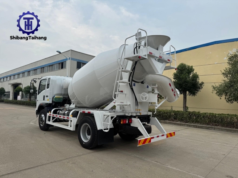 Camión hormigonera 8m³ Usada en venta