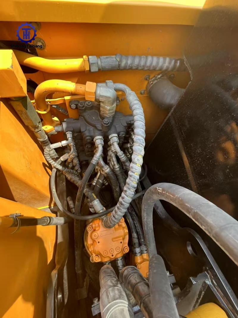 Excavadora SANY 75 de segunda mano en venta