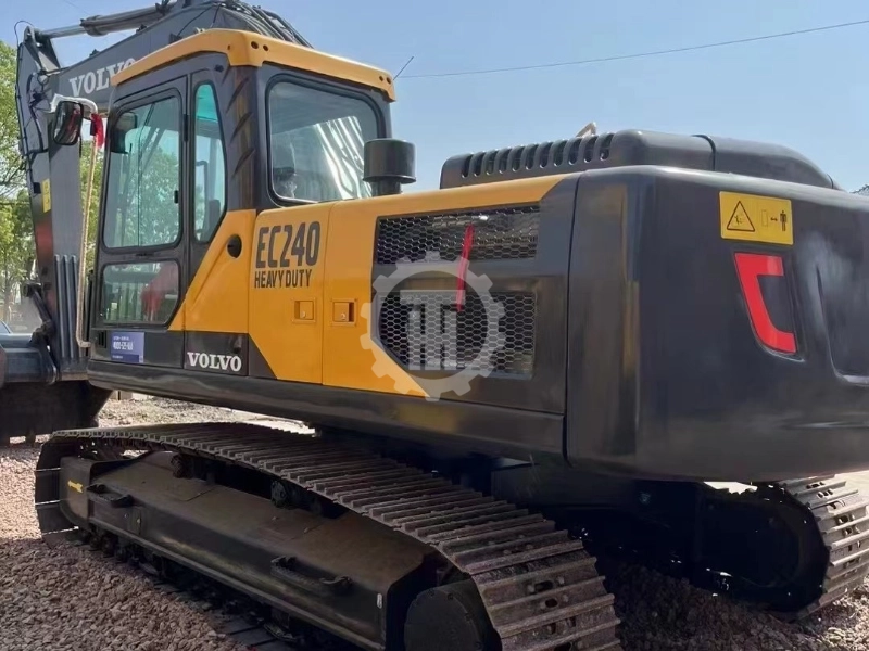 Used Volvo EC240 for sale